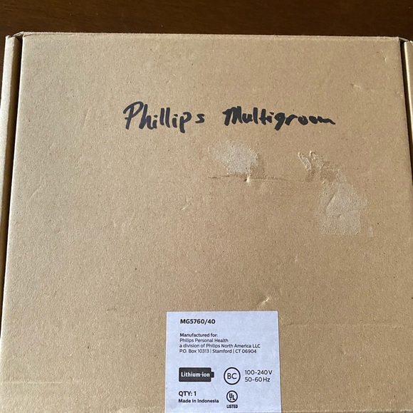 Philips Norelco MG5760/40 - Multigroom Razor Kit with Storage Case OPEN BOX - Picture 13 of 16